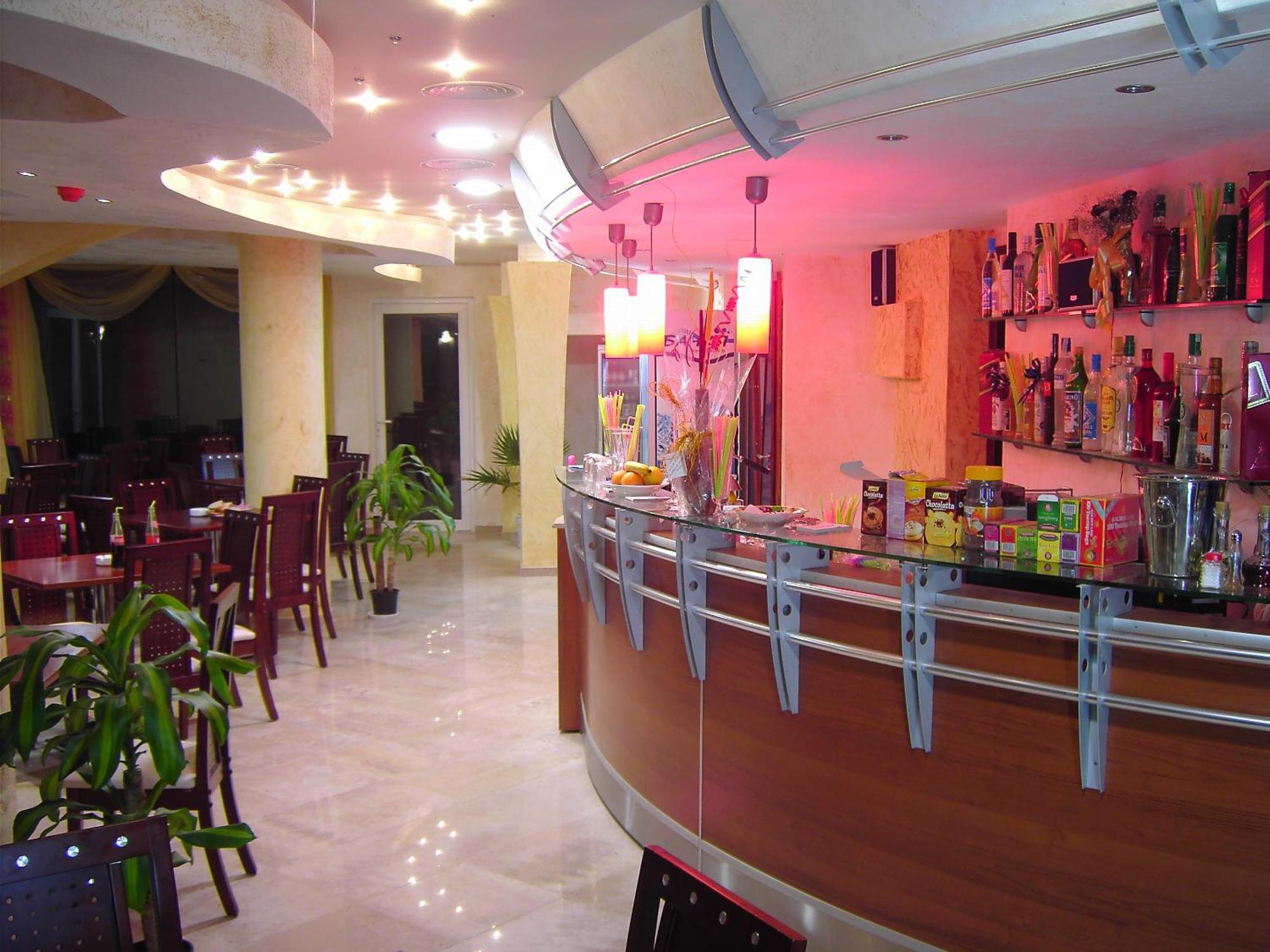 Fresh Family Hotel Равда Екстер'єр фото