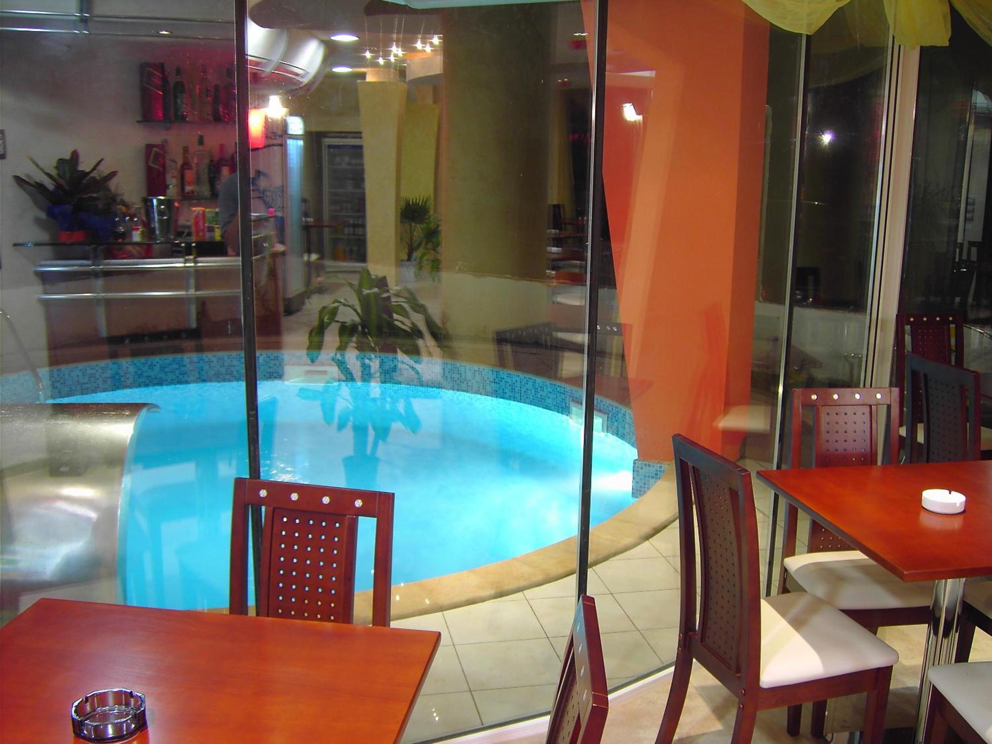Fresh Family Hotel Равда Екстер'єр фото