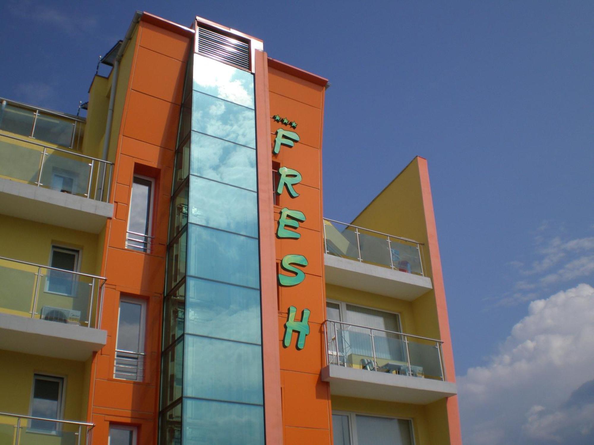 Fresh Family Hotel Равда Екстер'єр фото