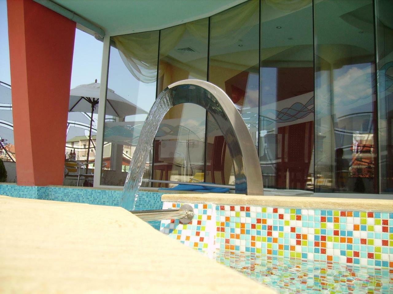 Fresh Family Hotel Равда Екстер'єр фото
