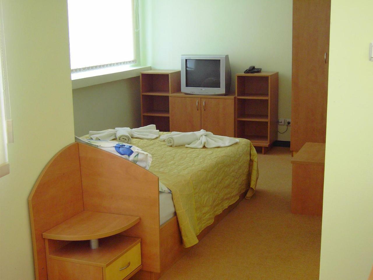Fresh Family Hotel Равда Екстер'єр фото