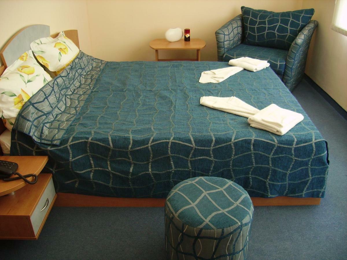 Fresh Family Hotel Равда Екстер'єр фото
